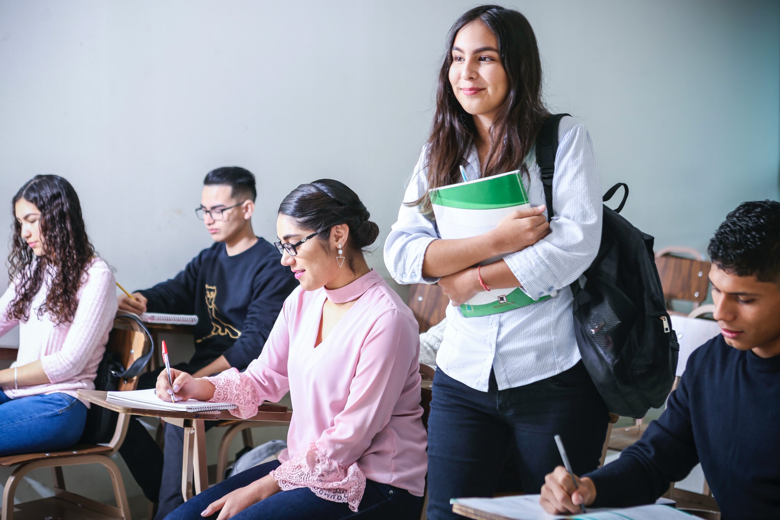 ¿Cómo afecta la automatización a la empleabilidad de egresados universitarios en Chile?